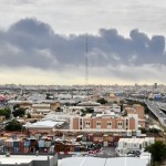 هجوم على محطة كهرباء بالكويت واعتراضات صاروخية بالسعودية والإمارات