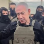 بسترة واقية ووسط جنوده.. نتنياهو يزعم من جنوب لبنان إحباط خطر الاجتياح