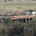 إسرائيل تدمر آخر جسر يربط جنوب لبنان ببقية البلاد ونتنياهو يأمر بتوسيع المنطقة الأمنية