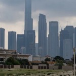 الكويت والإمارات تعلنان التعامل مع مسيّرات فوق أراضيهما