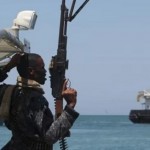 الأوضاع تزداد سوءاً.. قراصنة صوماليون يختطفون ناقلة نفط بطاقمها.. رفعوا الفدية إلى 10 ملايين دولار