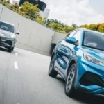BYD توسّع هيمنتها الأوروبية بطفرة مبيعات وشحن خارق للسيارات