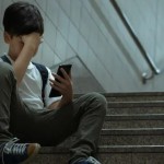 واقعة صادمة.. طفل ضحية محتوى خطير على مواقع التواصل