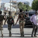 الصومال يعلن السيطرة على أعمال العنف وسط مقديشو