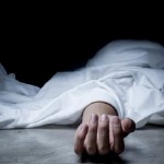 جريمة تقشعر لها الأبدان.... شاب يقتل والدته المسنة بسبب مزاعم السحر