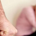 جريمة تهز القلوب.. رجل يطلق النار على زوجته السابقة وطفلته داخل حديقة عامة