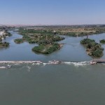 وسط ركام الجسور وعقبات التنقل.. تواصل البحث عن مفقودي عبّارة دير الزور
