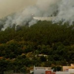 سكان قرية فرنسية يتهمون الإطفاء بالتضحية بهم لإنقاذ منازل الأثرياء