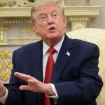 فيديو لترامب يلوح بخريطة كندا.. ويشطب بحيرة أونتاريو