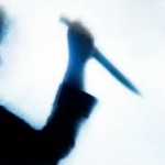جريمة تهز لقلوب.. طفلة تلقى حتفها طعناً وسط الشارع