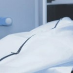 جريمة صادمة.. شاب يقتل شقيقه الأصغر ويمثل بجثته في الحمام