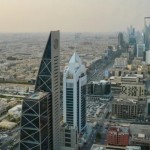 خشية استهداف مصالحها.. السفارات الأمريكية في الخليج تحذر رعاياها من أخطار السفر